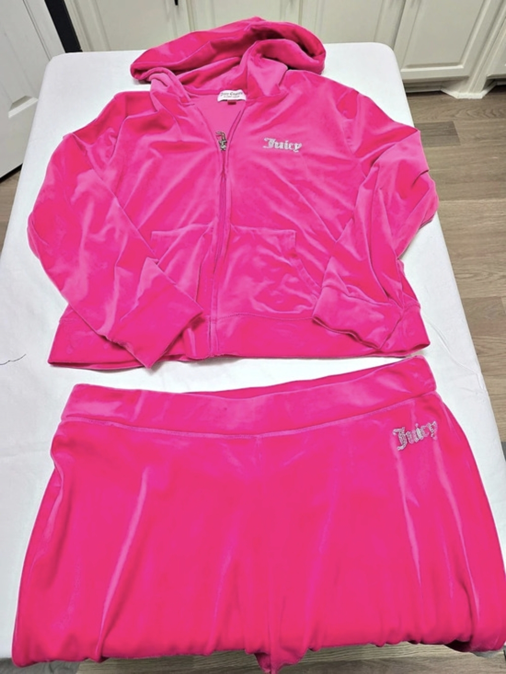 Vintage Juicy Couture Set Velour Track Jacket & Pants Set in Hot Pink
